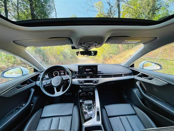 Фото 9 - Audi A5