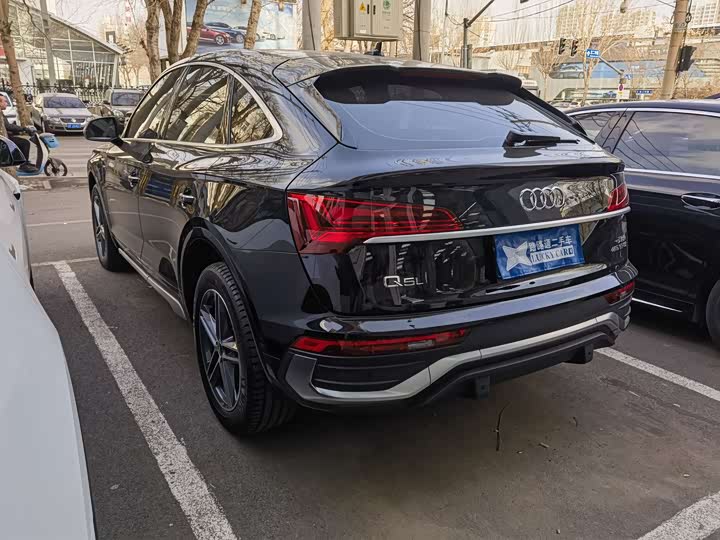 Фото 4 - Audi Q5L Sportback