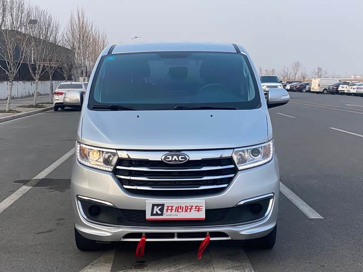 Фото 2 - JAC Refine M3