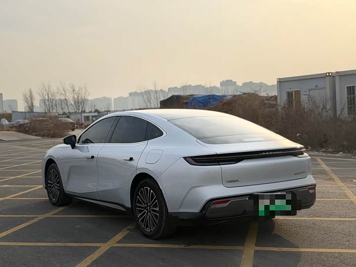 Фото 6 - Geely Galaxy Starshine 8 EM-i