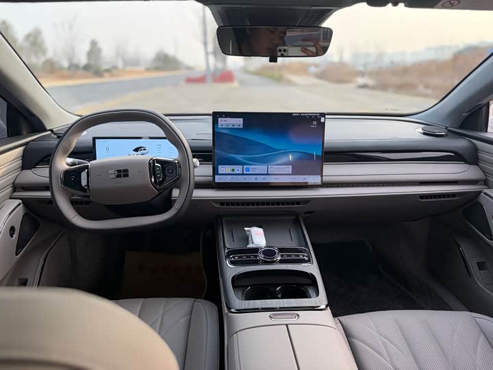 Фото 9 - Geely Galaxy Starshine 8 EM-i