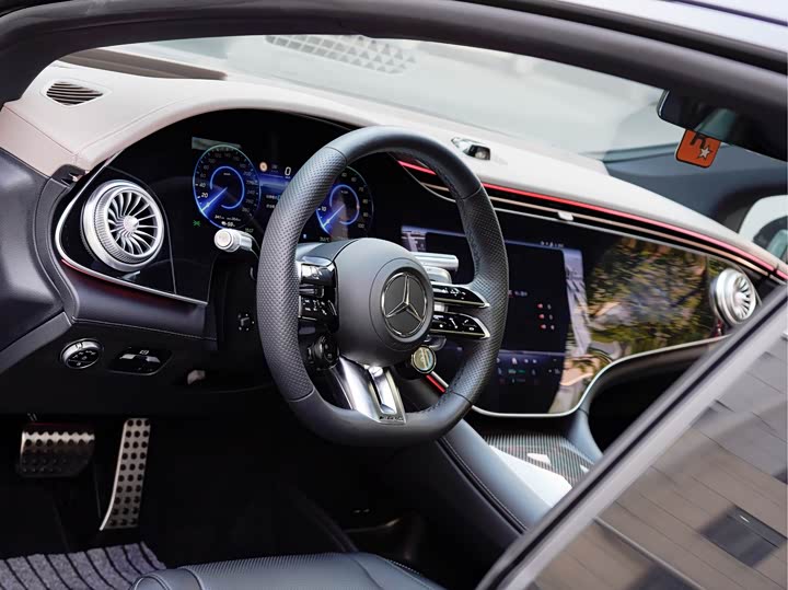 Фото 8 - Mercedes-Benz EQS AMG