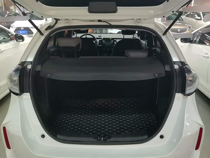 Фото 4 - Honda Life