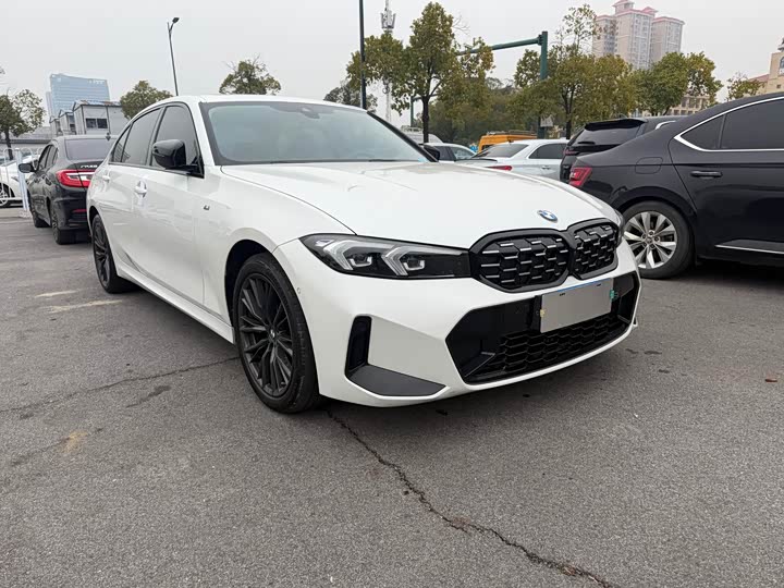 Фото 3 - BMW 3 Series