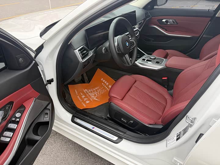 Фото 4 - BMW 3 Series