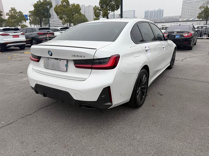 Фото 9 - BMW 3 Series