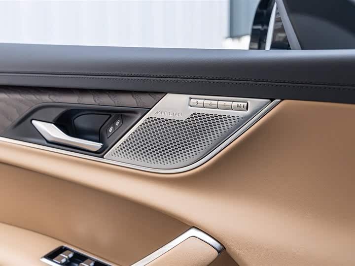 Фото 2 - Jaguar XF L