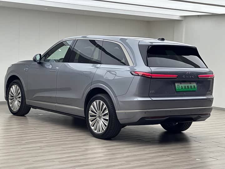 Фото 7 - Nio Onvo L90