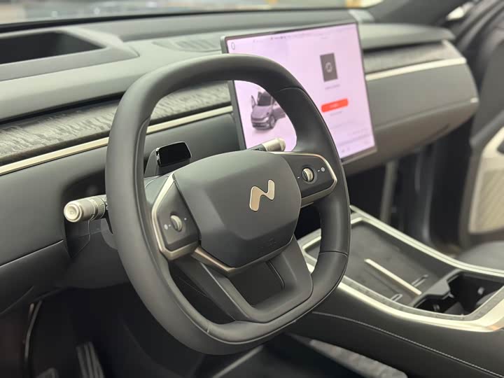 Фото 9 - Nio Onvo L90