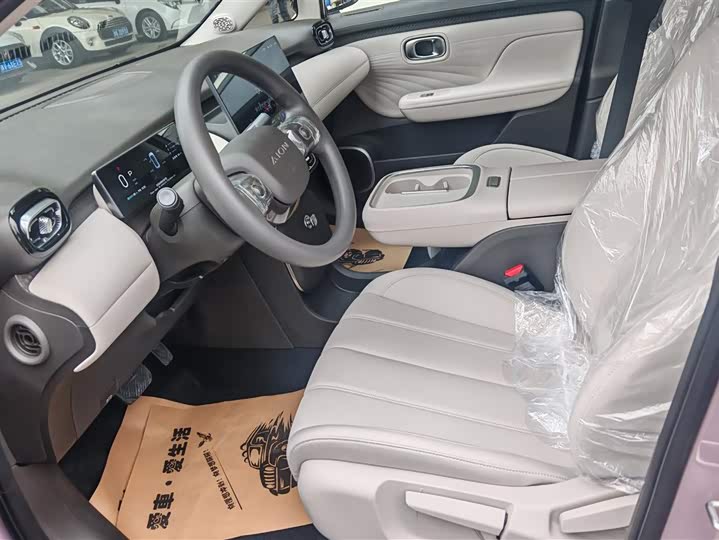 Фото 9 - GAC Aion UT