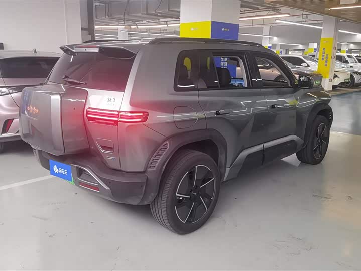 Фото 3 - BYD FangChengBao Titanium 3 (Tai 3)