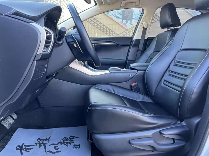 Фото 8 - Lexus NX