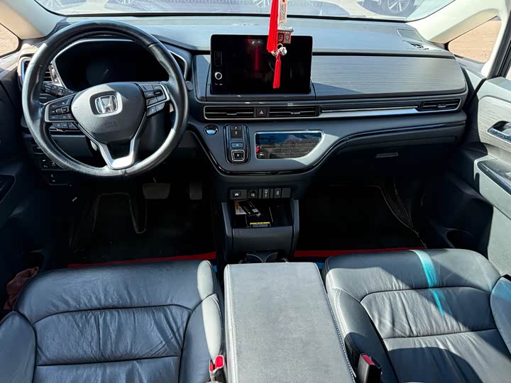 Фото 9 - Honda Elysion