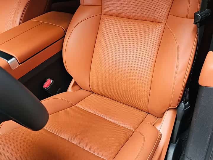 Фото 8 - LiXiang L7