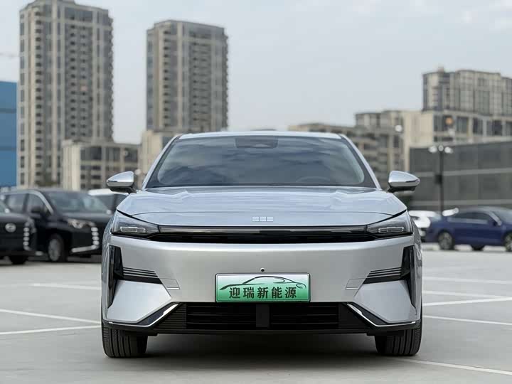 Фото 2 - Geely Galaxy L6