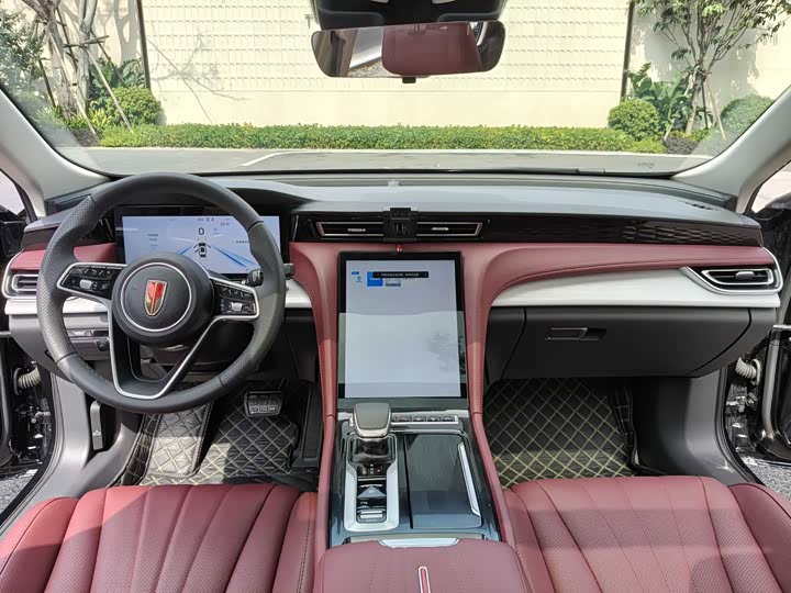 Фото 9 - Hongqi H5