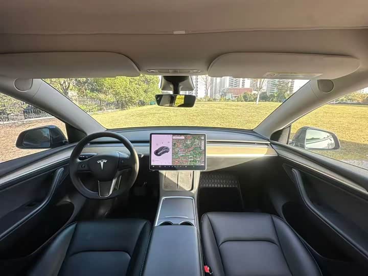 Фото 9 - Tesla Model Y