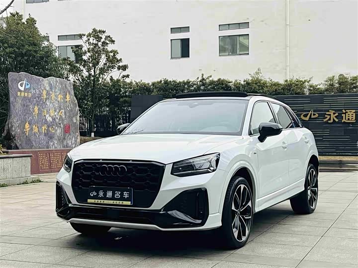 Фото 1 - Audi Q2L