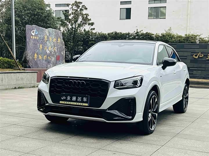Фото 2 - Audi Q2L
