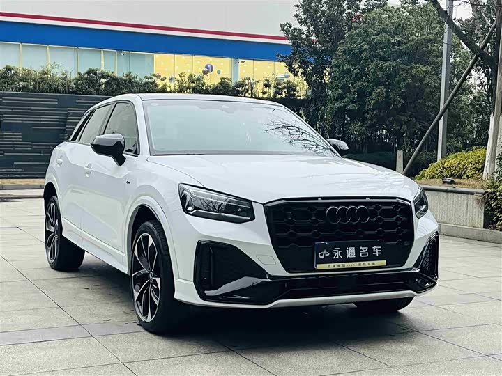 Фото 4 - Audi Q2L