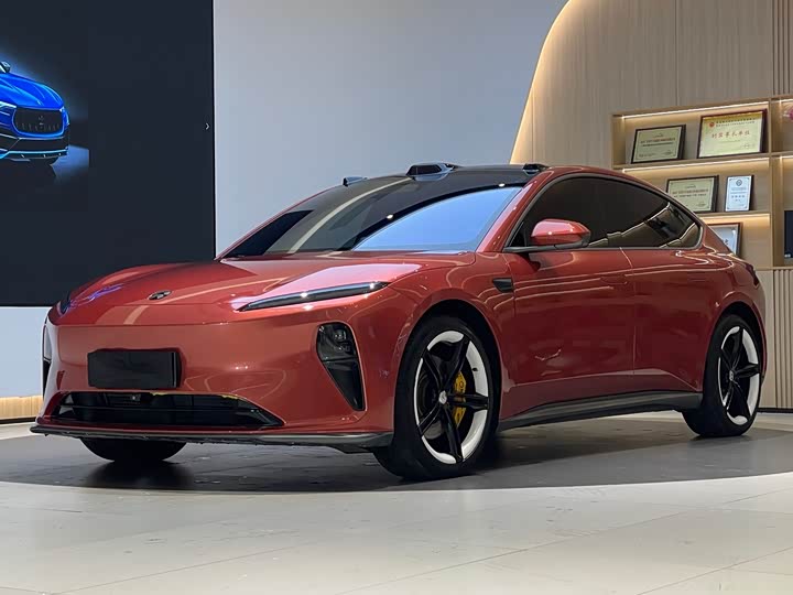 Фото 1 - Nio ET5