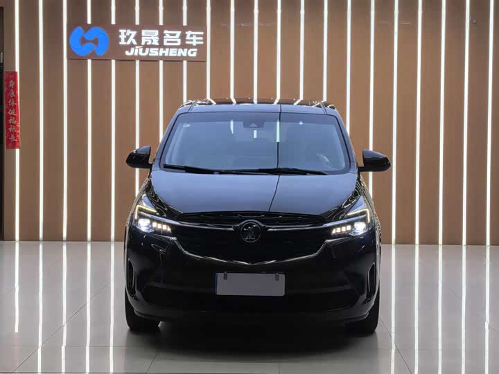 Фото 2 - Buick GL8 ES