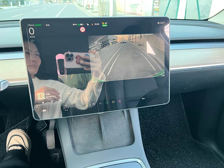 Фото 4 - Tesla Model Y