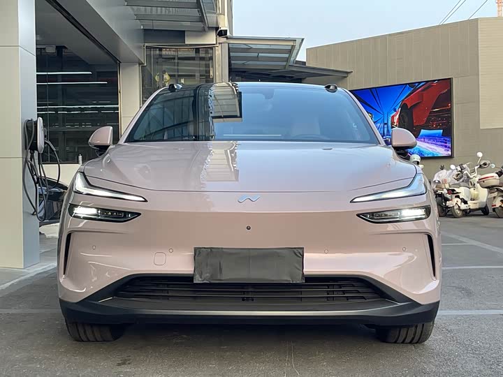 Фото 2 - Nio Onvo L60