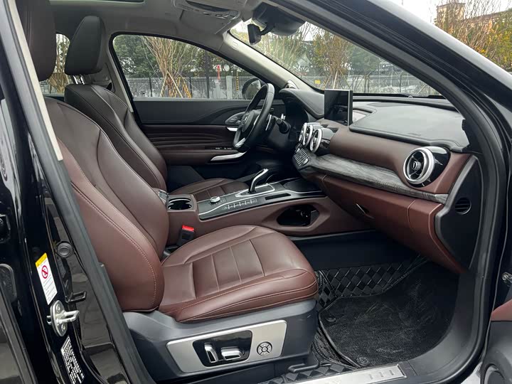 Фото 7 - Wey VV7