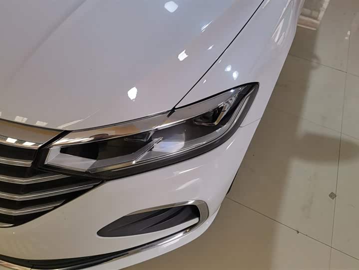 Фото 5 - Volkswagen Lavida