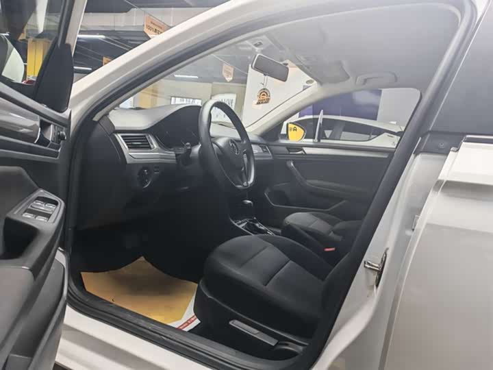 Фото 7 - Volkswagen Bora