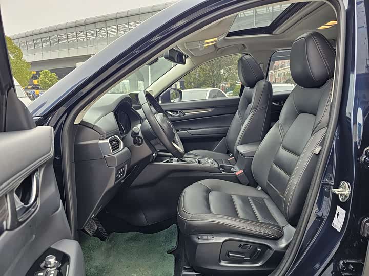 Фото 4 - Mazda CX-5