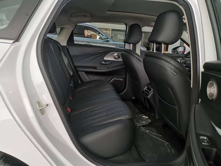 Фото 6 - Chery Fulwin A8