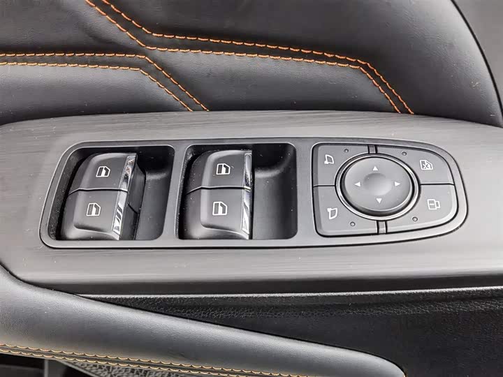 Фото 9 - Haval F7 (Monster)