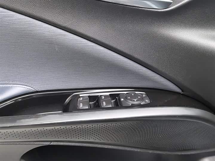 Фото 9 - Buick Velite 6