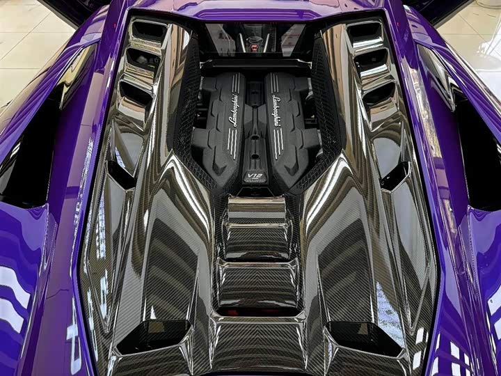 Фото 5 - Lamborghini Revuelto