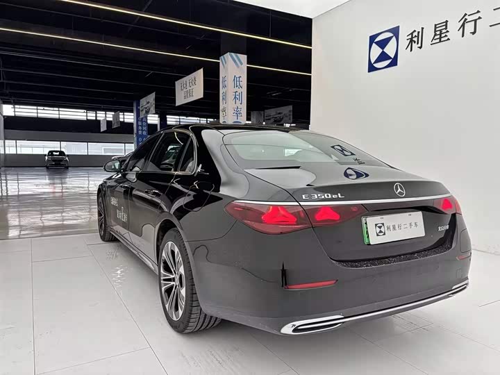 Фото 4 - Mercedes-Benz E-Class Hybrid