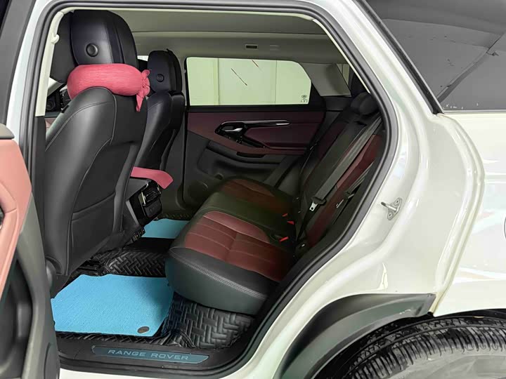 Фото 5 - Land Rover Range Rover Evoque L Hybrid