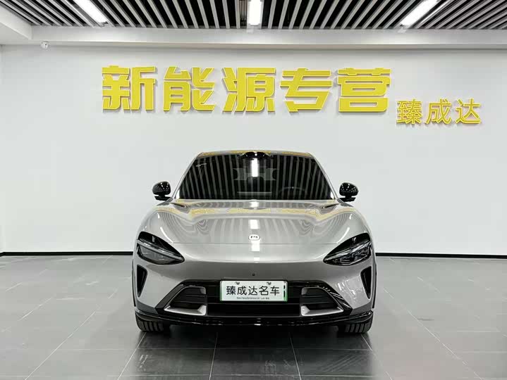 Фото 2 - Xiaomi YU7