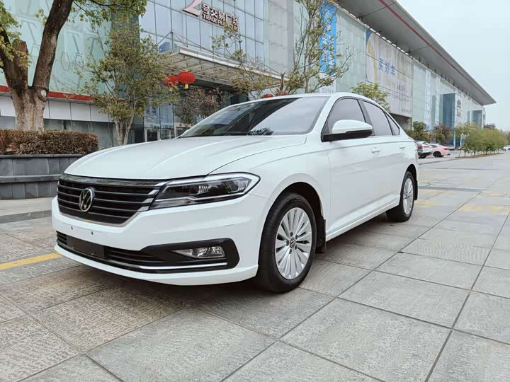 Фото 1 - Volkswagen Lavida