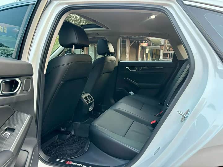 Фото 6 - Honda Integra