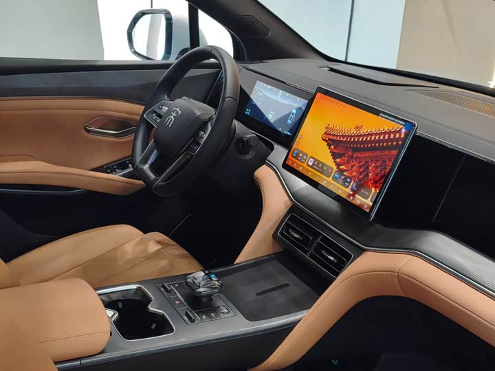 Фото 9 - BYD Song L DM-i Hybrid