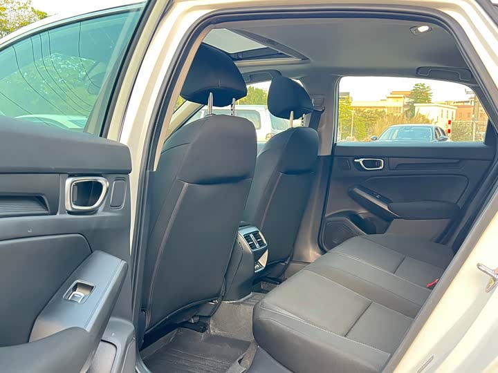 Фото 5 - Honda Integra