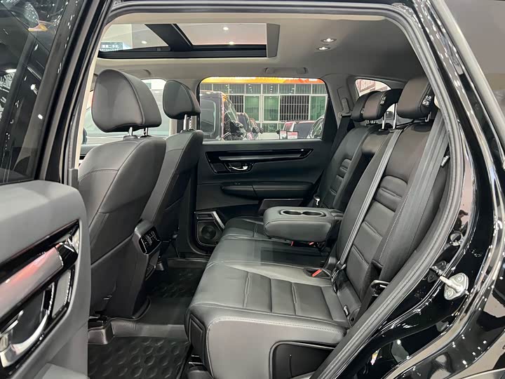 Фото 8 - Honda CR-V