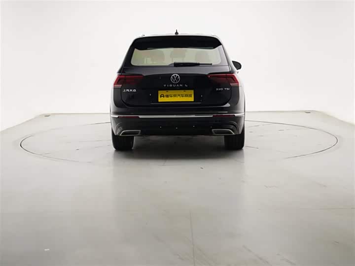 Фото 7 - Volkswagen Tiguan L Pro