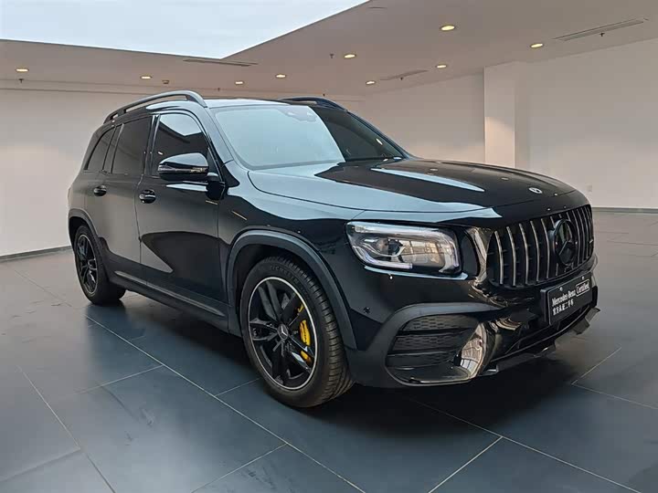 Фото 2 - Mercedes-Benz GLB-Class AMG