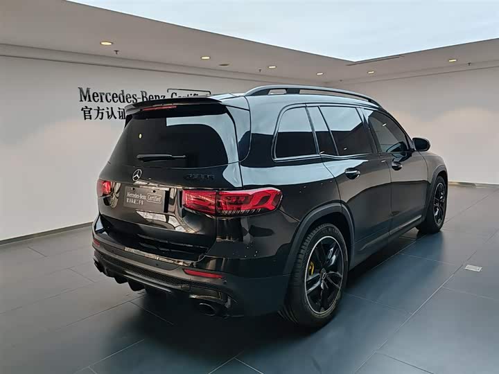 Фото 5 - Mercedes-Benz GLB-Class AMG