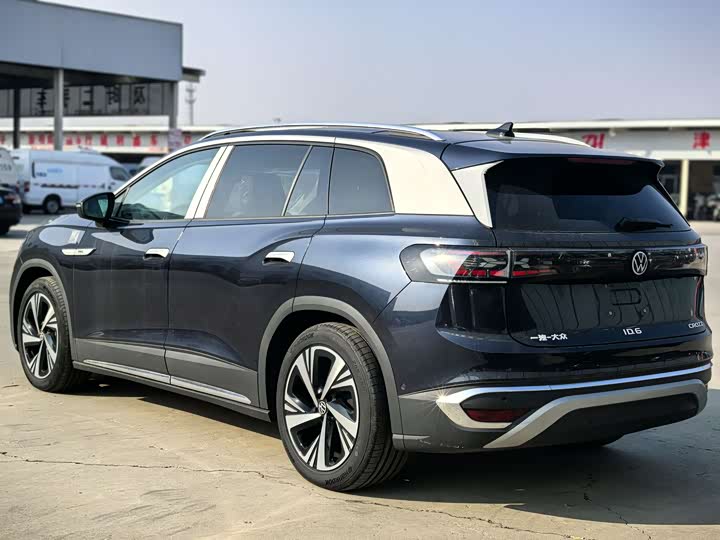 Фото 6 - Volkswagen ID.6 Crozz