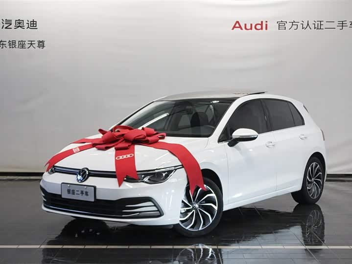 Фото 3 - Volkswagen Golf