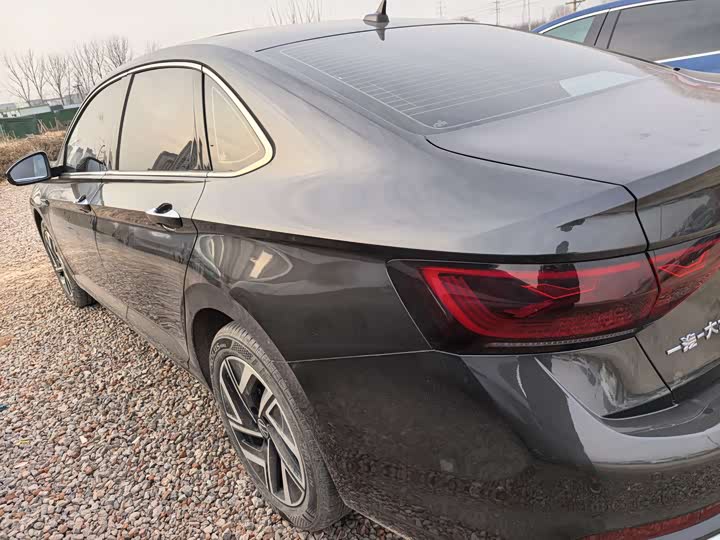 Фото 7 - Volkswagen Sagitar L